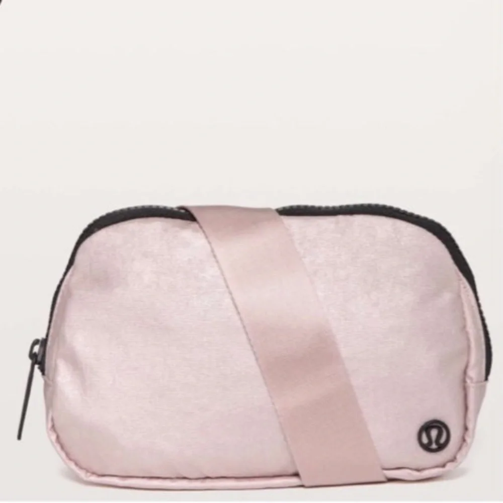 RARE 🦄 Original OG Lululemon Everywhere Belt Bag Peach Gold TB2 - Picture 13 of 13
